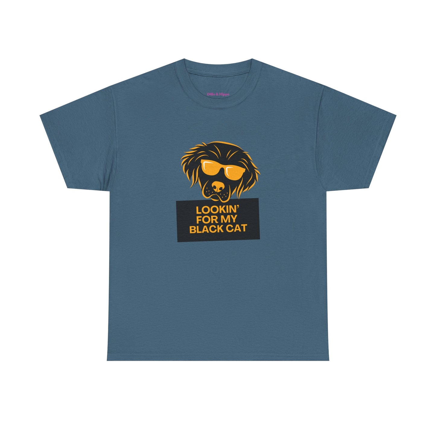 Golden Retriever with Sign // Unisex Heavy Cotton Tee