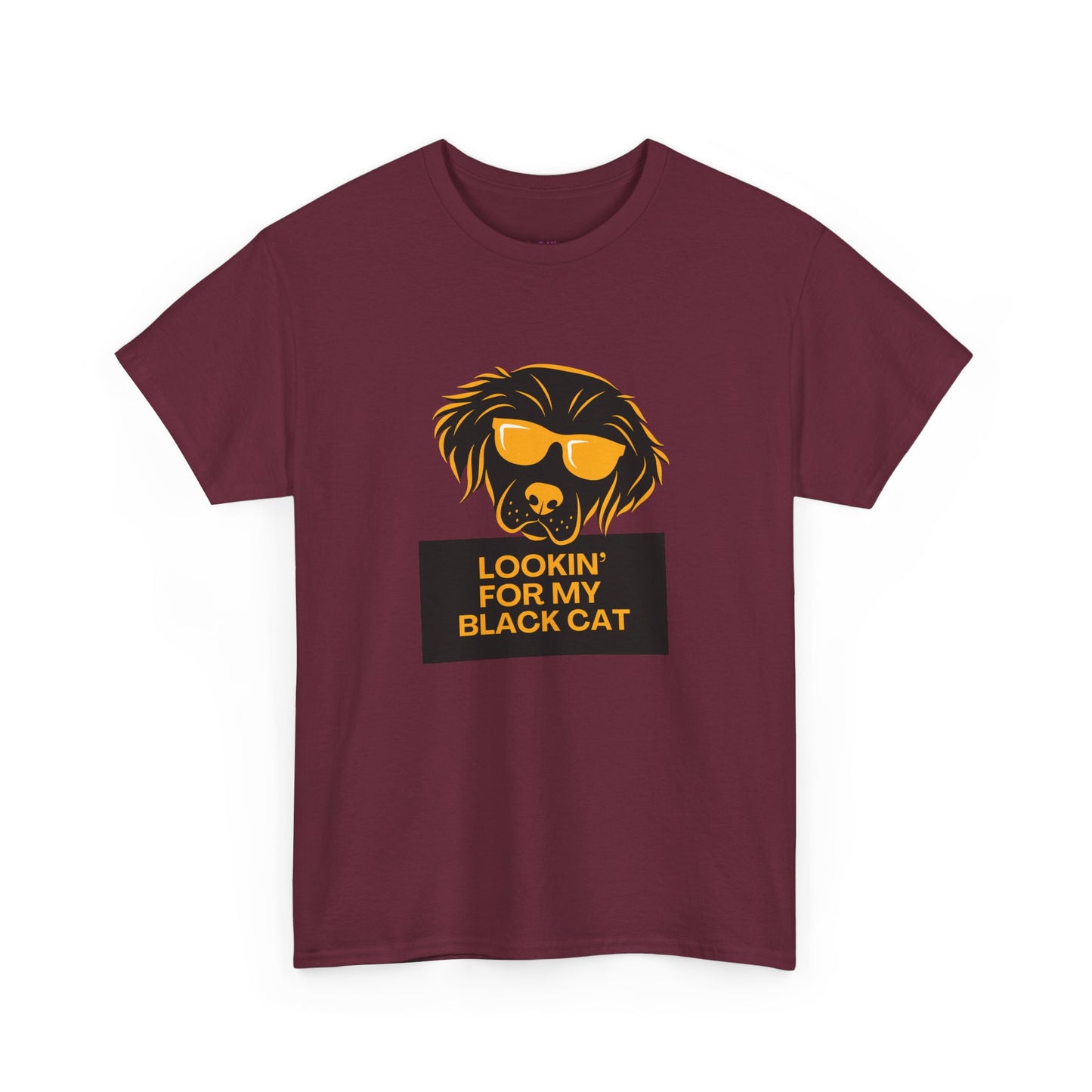 Golden Retriever with Sign // Unisex Heavy Cotton Tee
