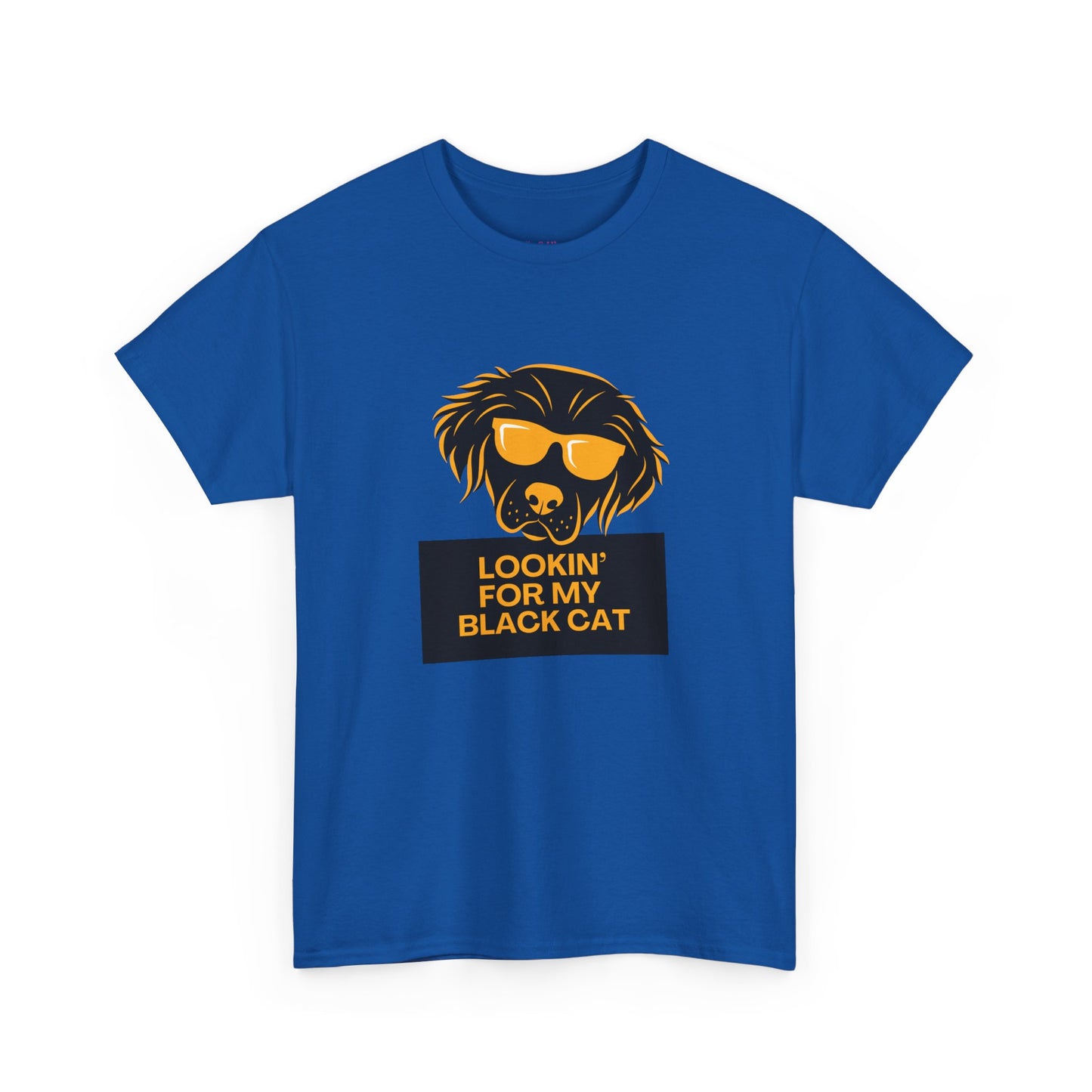 Golden Retriever with Sign // Unisex Heavy Cotton Tee