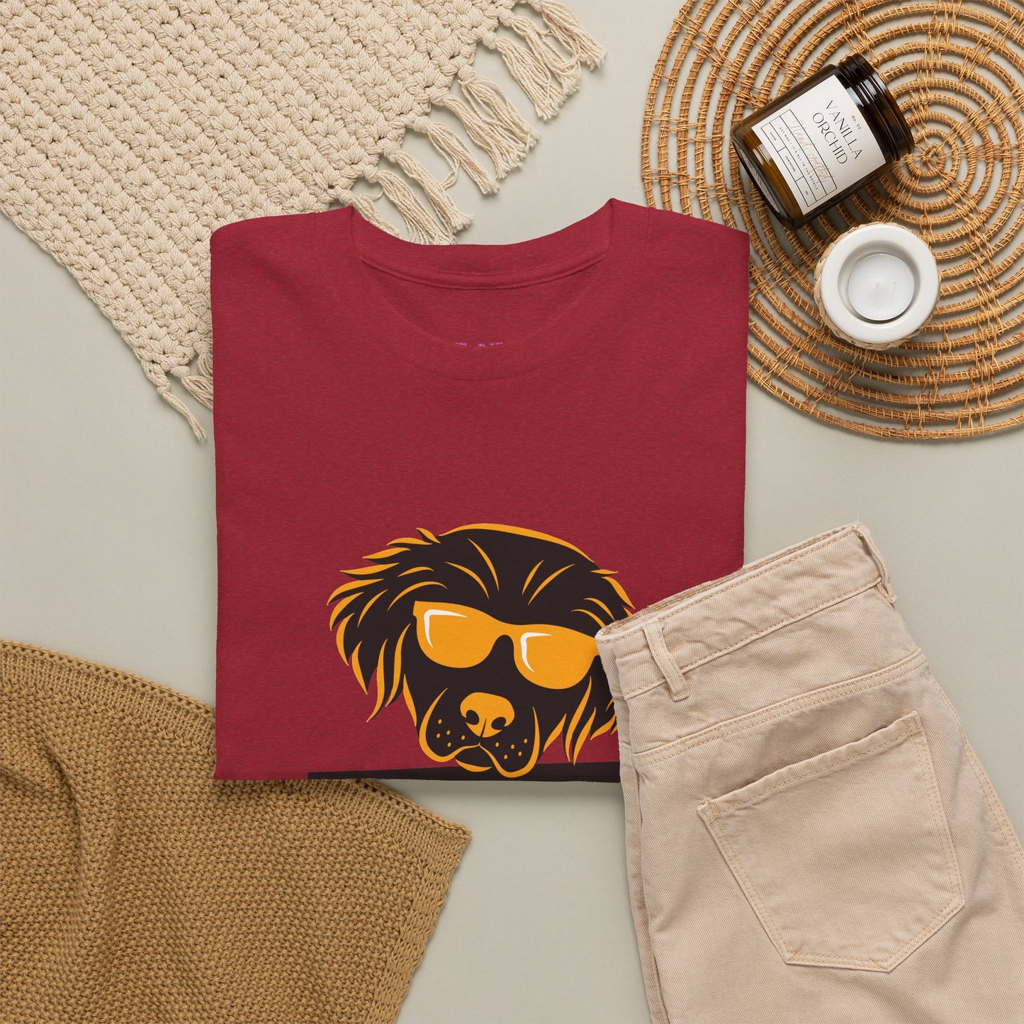 Golden Retriever with Sign //  Unisex Heavy Cotton Tee