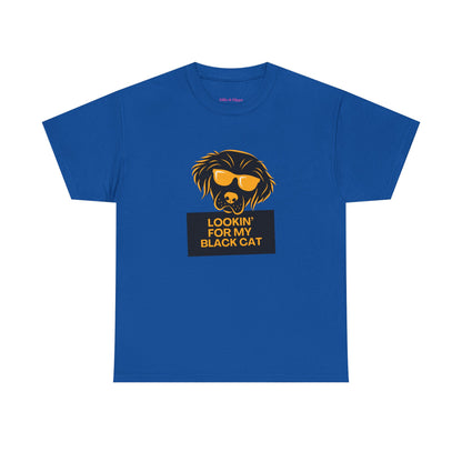 Golden Retriever with Sign //  Unisex Heavy Cotton Tee