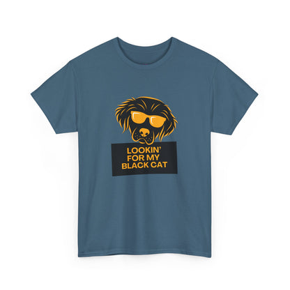 Golden Retriever with Sign //  Unisex Heavy Cotton Tee