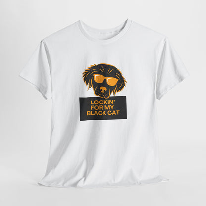 Golden Retriever with Sign //  Unisex Heavy Cotton Tee