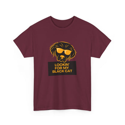 Golden Retriever with Sign //  Unisex Heavy Cotton Tee