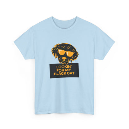 Golden Retriever with Sign //  Unisex Heavy Cotton Tee