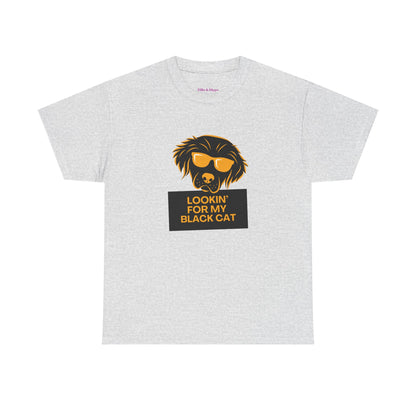 Golden Retriever with Sign //  Unisex Heavy Cotton Tee