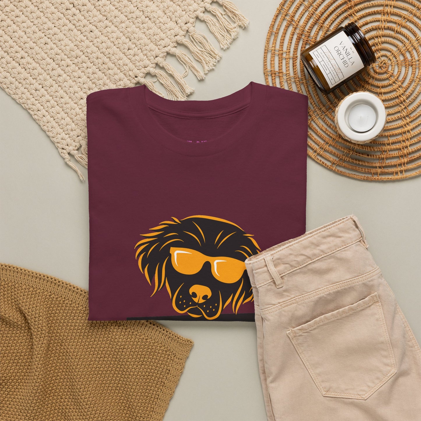 Golden Retriever with Sign //  Unisex Heavy Cotton Tee