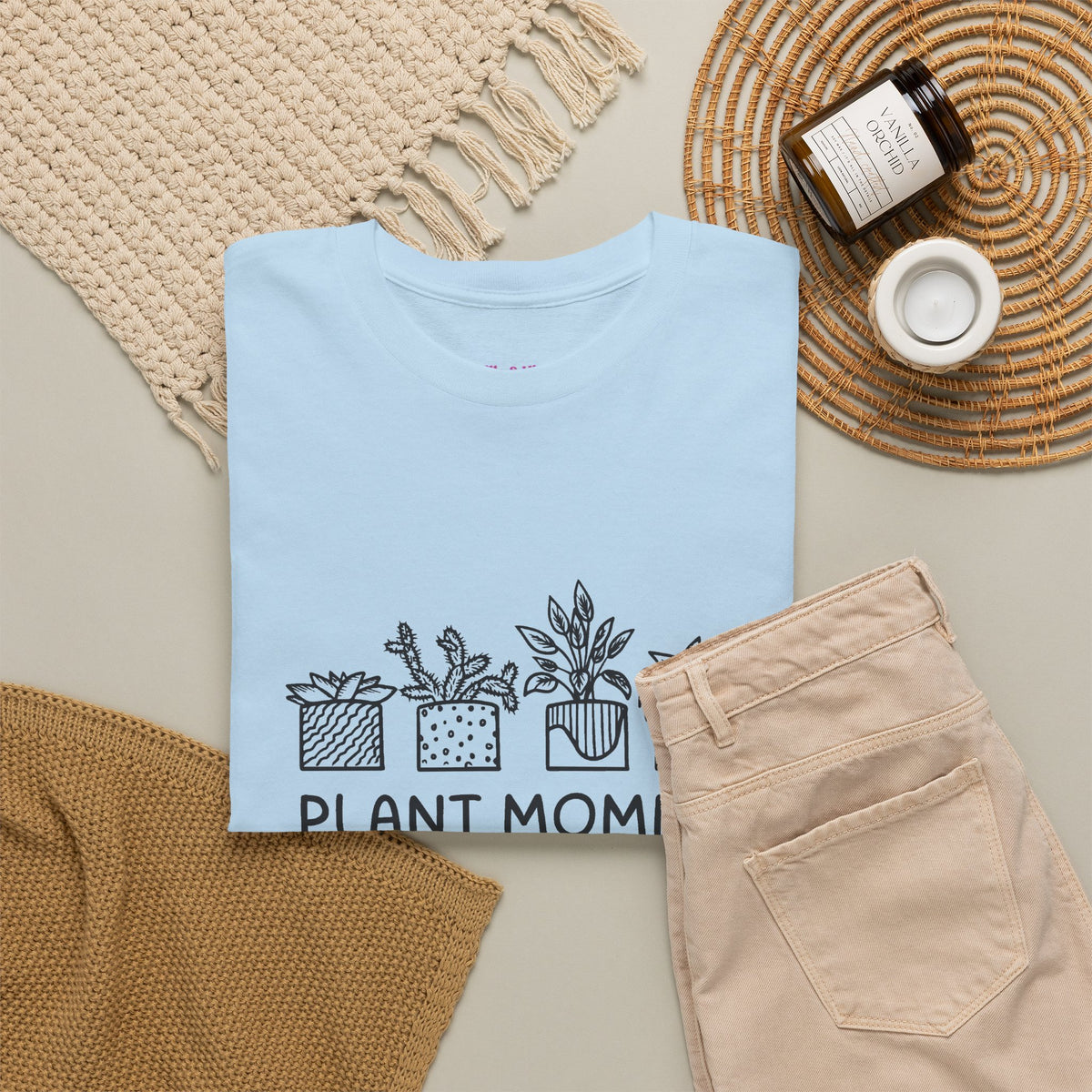 Plant Mommy // Unisex Heavy Cotton Tee - Perfect for Everyday Comfort