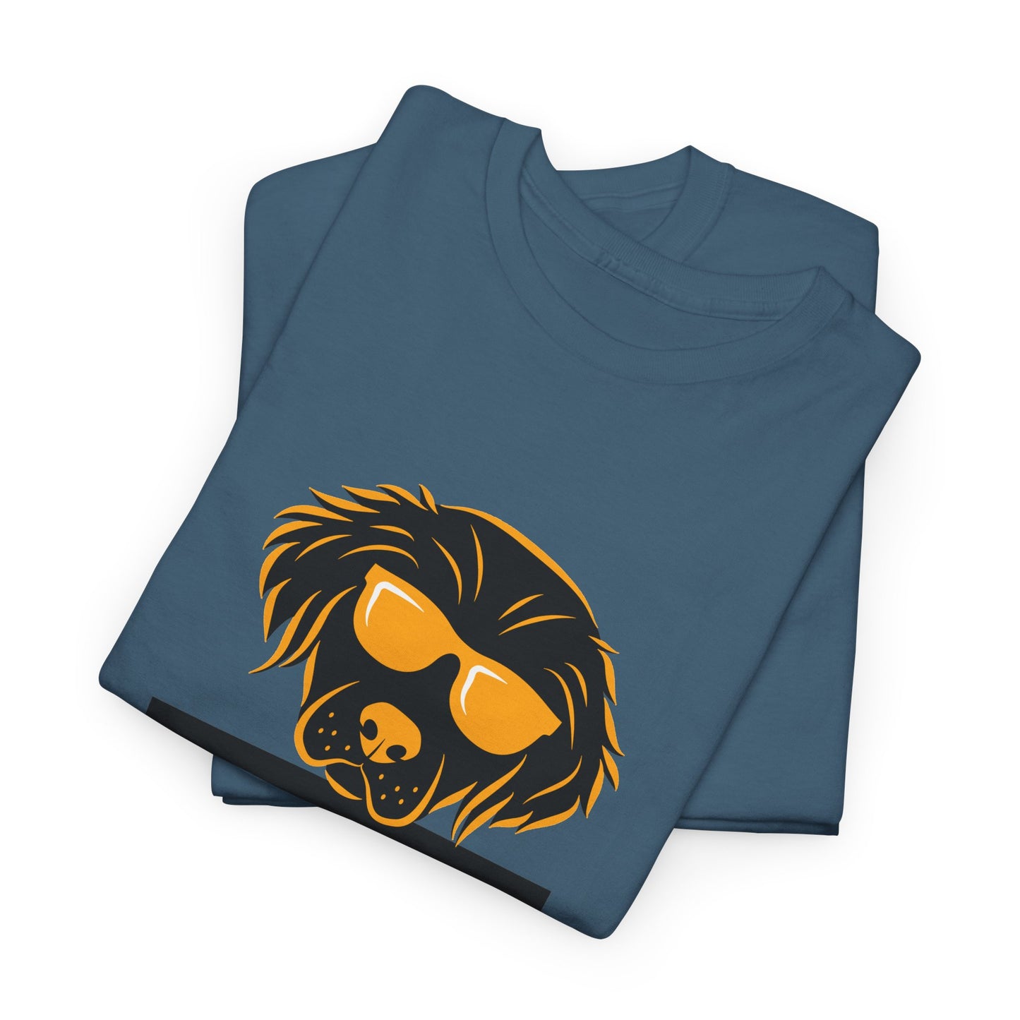 Golden Retriever with Sign //  Unisex Heavy Cotton Tee
