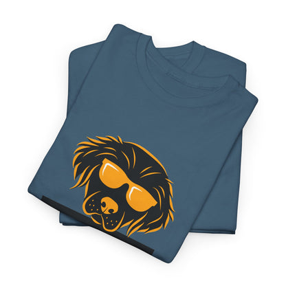 Golden Retriever with Sign //  Unisex Heavy Cotton Tee