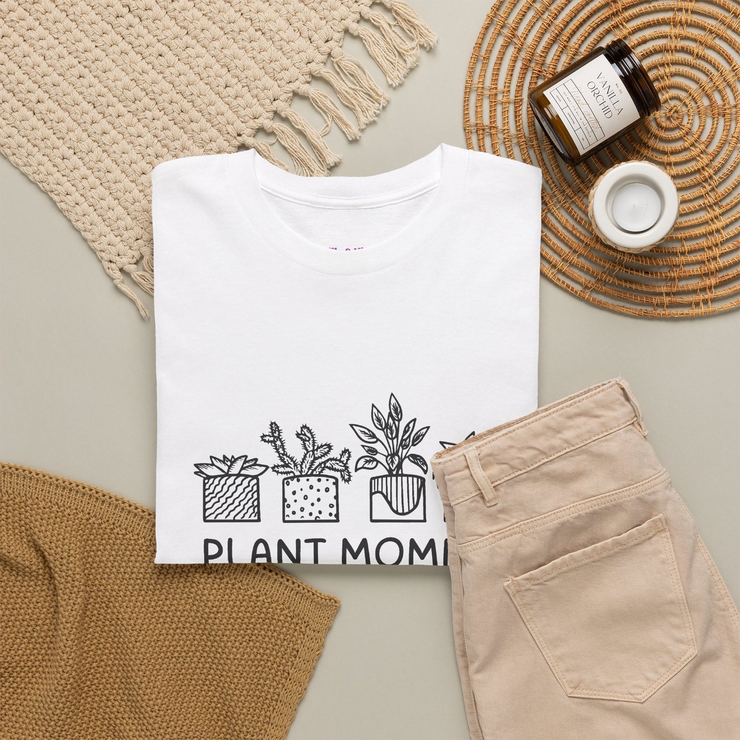 Plant Mommy // Unisex Heavy Cotton Tee - Perfect for Everyday Comfort